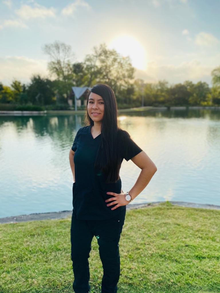 Mrs. SLizeth Ovalle Staff seminole Dental